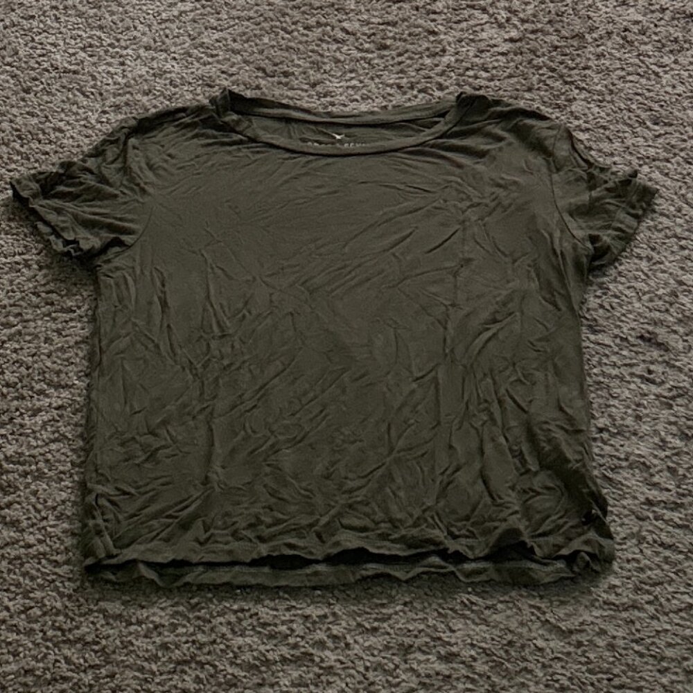 Loose Fitting Olive Green T-Shirt